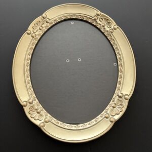 Oval Champagne Tone Ornate Resin Decorel Picture Frame 12x10 Wall or Tabletop